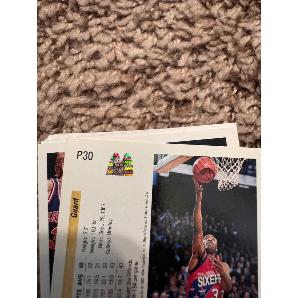 1992-93 Upper Deck Philadelphia 76ers Card Lot  Weatherspoon & Hawkins –29 Cards